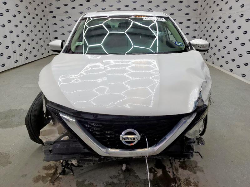 90198785 :رقم المزاد ، 3N1CB7AP7KY232716 vin ، 2019 Nissan Sentra مزاد بيع
