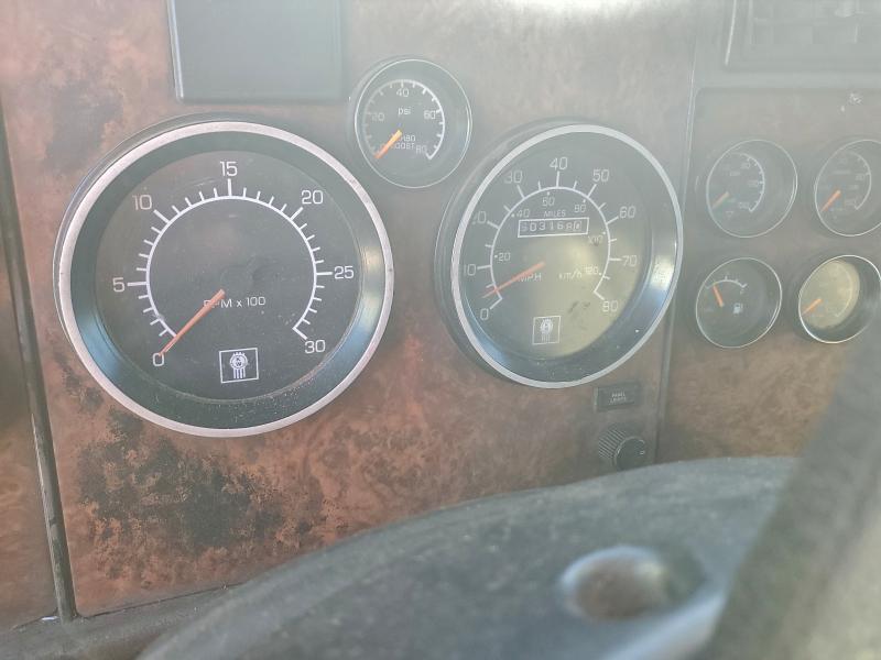 2005 Kenworth Tractor მანქანა იყიდება აუქციონზე, vin: 1XKADB8X35J081975, აუქციონის ნომერი: 94117275