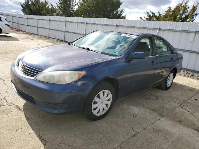 93338645 :رقم المزاد ، 4T1BE30K45U089578 vin ، 2005 Toyota Camry مزاد بيع