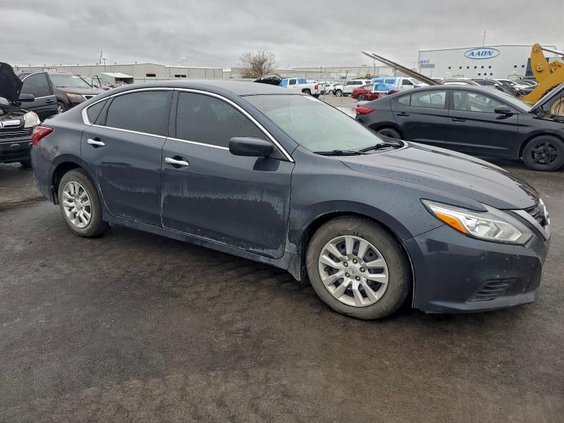 Продажа на аукционе авто 2018 Nissan Altima, vin: 1N4AL3AP7JC475742, номер лота: 94059935