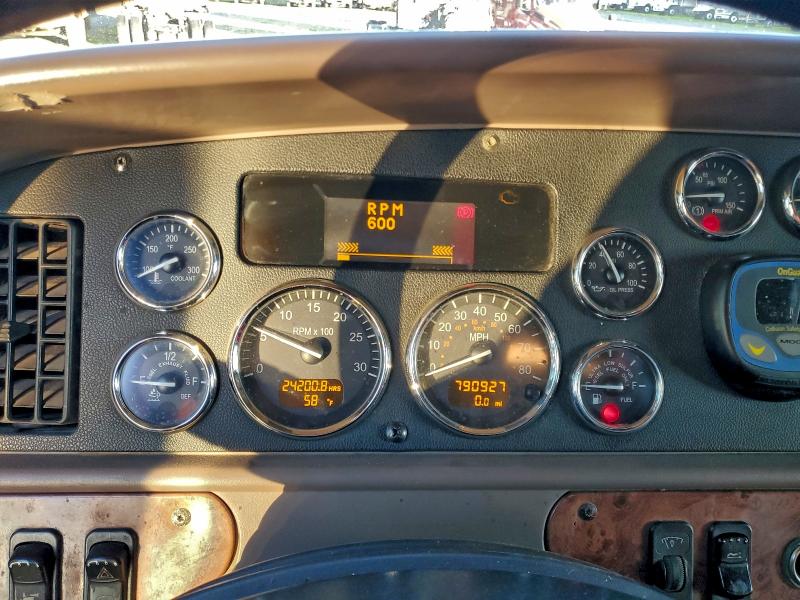 2012 Peterbilt Tractor 587 მანქანა იყიდება აუქციონზე, vin: 1XP4D49XXCD131932, აუქციონის ნომერი: 92440985