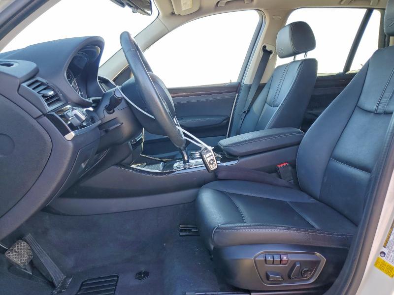 94163175 :رقم المزاد ، 5UXWZ7C51F0F75654 vin ، 2015 Bmw X3 مزاد بيع