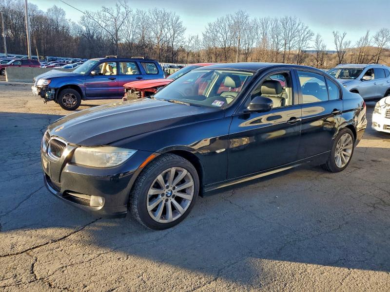 56020986 :رقم المزاد ، WBAPH5G57BNM81227 vin ، 2011 Bmw 328 مزاد بيع