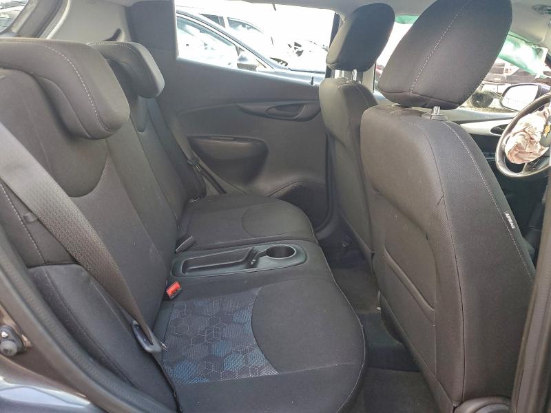 94050385 :رقم المزاد ، KL8CD6SA1GC581519 vin ، 2016 Chevrolet Spark مزاد بيع