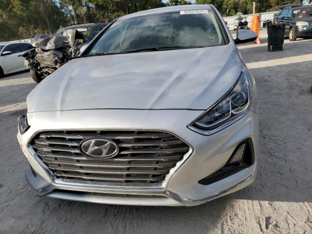 92023945 :رقم المزاد ، 5NPE24AF9KH771542 vin ، 2019 Hyundai Sonata Se مزاد بيع