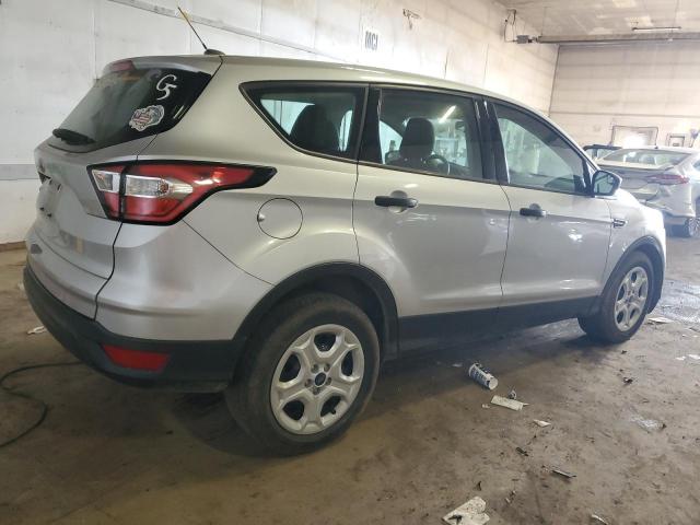 91210825 :رقم المزاد ، 1FMCU0F73JUA32887 vin ، 2018 Ford Escape مزاد بيع