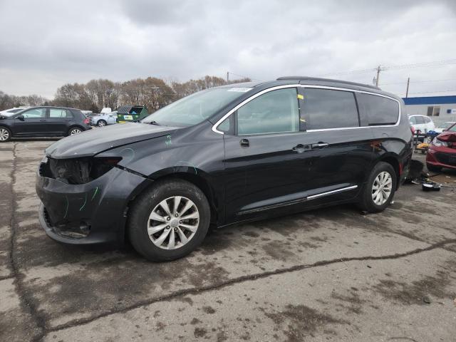 Продажа на аукционе авто 2017 Chrysler Pacifica, vin: 2C4RC1BG4HR711684, номер лота: 92702065
