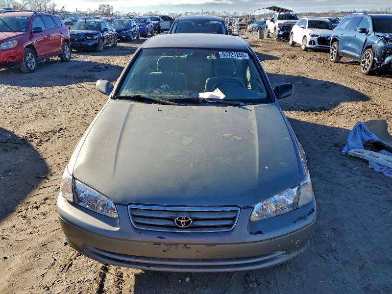 93721255 :رقم المزاد ، 4T1BG22K11U032914 vin ، 2001 Toyota Camry مزاد بيع