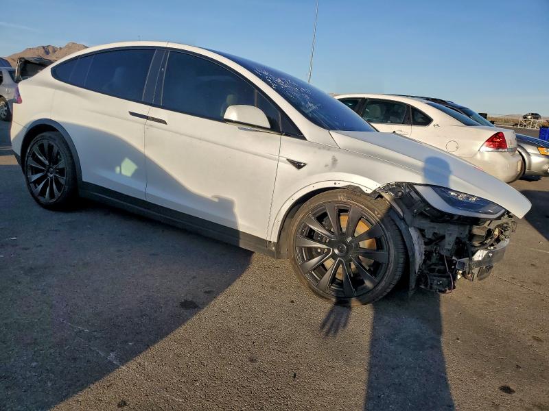 93285175 :رقم المزاد ، 7SAXCBE61NF331504 vin ، 2022 Tesla Model X مزاد بيع