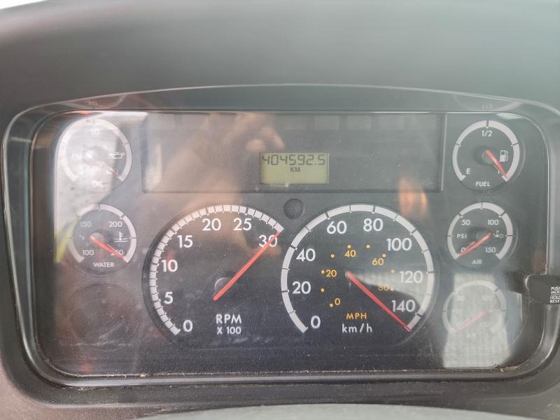 91864695 :رقم المزاد ، 1FVHCYBS38HZ09455 vin ، 2008 Freightliner M2 مزاد بيع