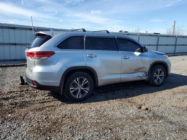 92866105 :رقم المزاد ، 5TDBZRFH5HS382311 vin ، 2017 Toyota Highlander مزاد بيع
