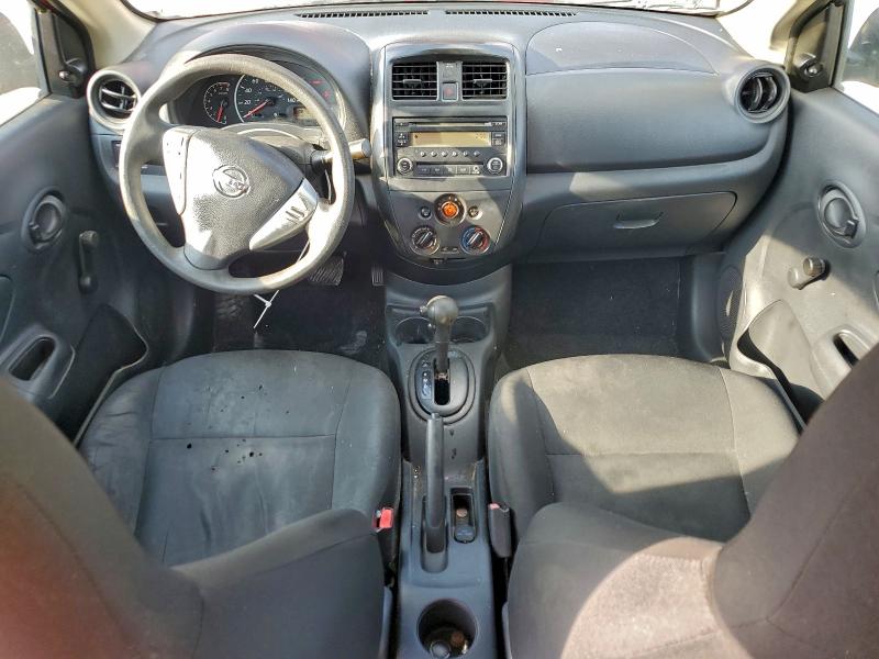 93401245 :رقم المزاد ، 3N1CN7AP3FL950418 vin ، 2015 Nissan Versa S مزاد بيع