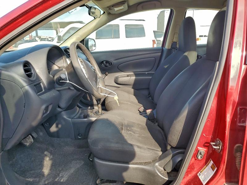 93401245 :رقم المزاد ، 3N1CN7AP3FL950418 vin ، 2015 Nissan Versa S مزاد بيع