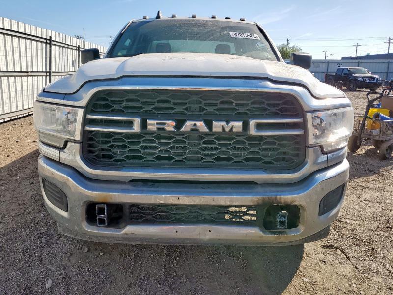 92075665 :رقم المزاد ، 3C6UR5HJ9LG135664 vin ، 2020 Ram 2500 Trade مزاد بيع