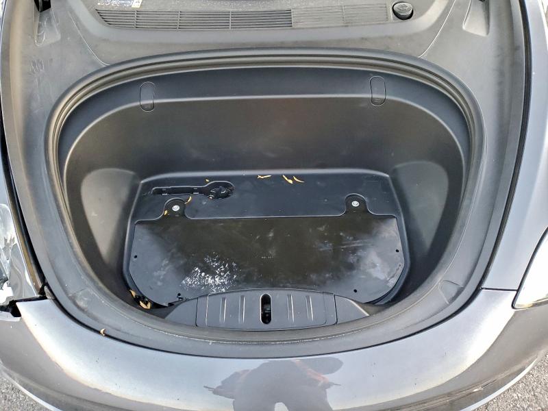 94676335 :رقم المزاد ، 5YJ3E1EA9JF045253 vin ، 2018 Tesla Model 3 مزاد بيع