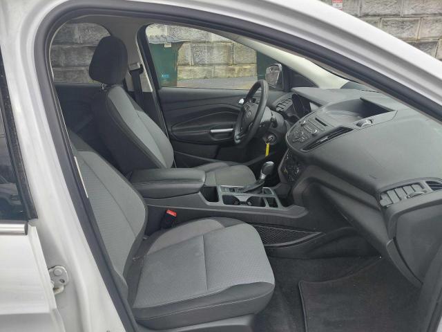 93452805 :رقم المزاد ، 1FMCU9GD6HUC58974 vin ، 2017 Ford Escape Se مزاد بيع
