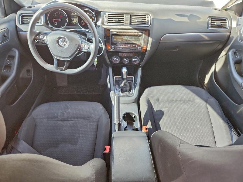 Продажа на аукционе авто 2015 Volkswagen Jetta, vin: 3VWLA7AJ8FM413992, номер лота: 94164145