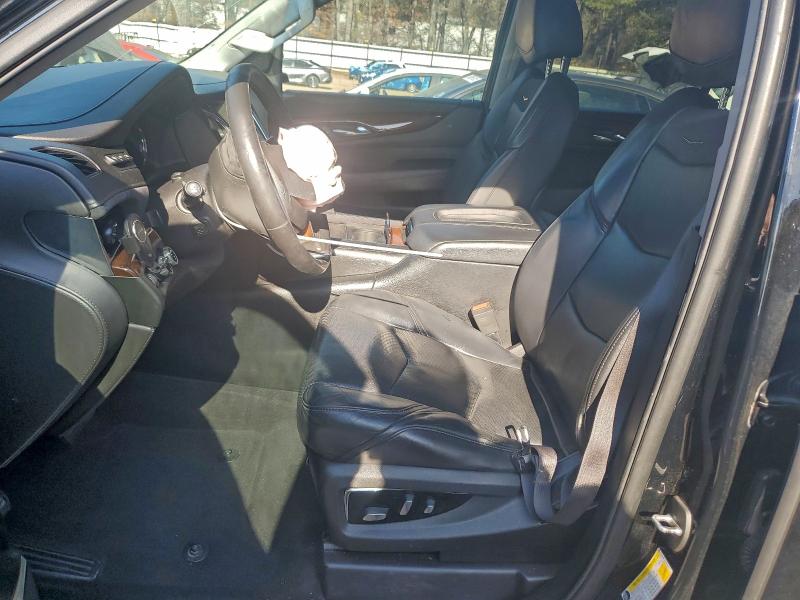 94124045 :رقم المزاد ، 1GYS4BKJ1KR137777 vin ، 2019 Cadillac Escalade مزاد بيع