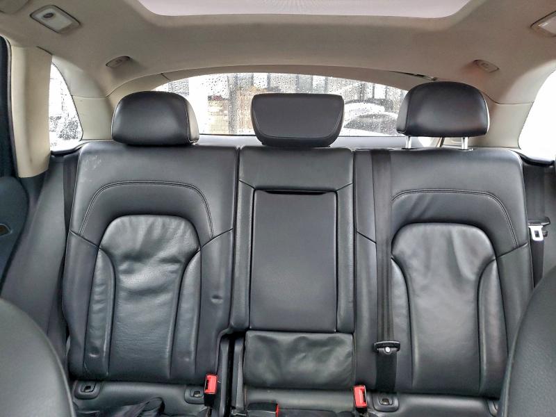 93741825 :رقم المزاد ، WA1LFAFP3BA016092 vin ، 2011 Audi Q5 مزاد بيع