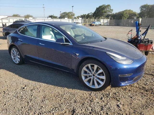 2018 Tesla Model 3 მანქანა იყიდება აუქციონზე, vin: 5YJ3E1EB1JF135408, აუქციონის ნომერი: 91865715