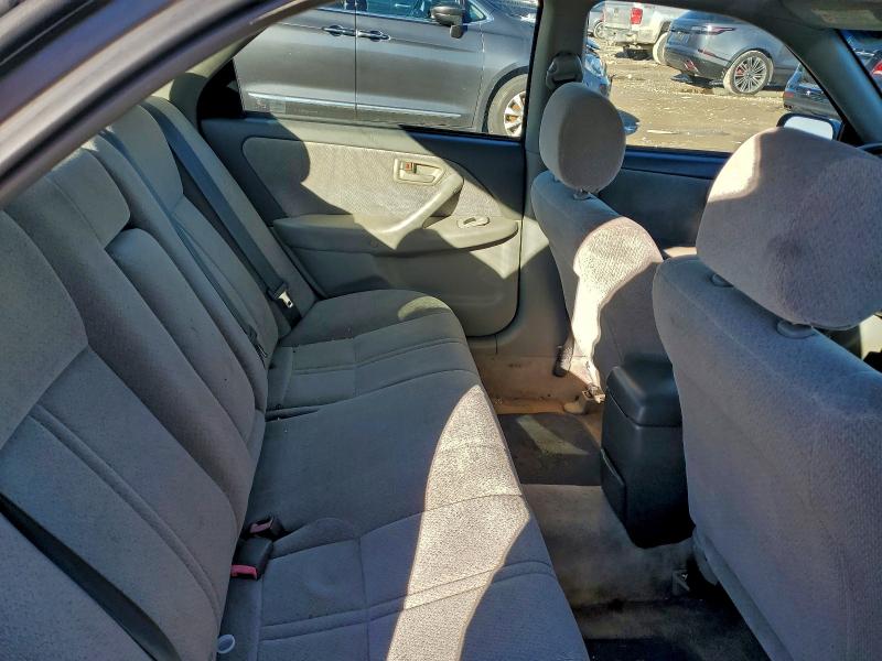 93721255 :رقم المزاد ، 4T1BG22K11U032914 vin ، 2001 Toyota Camry مزاد بيع