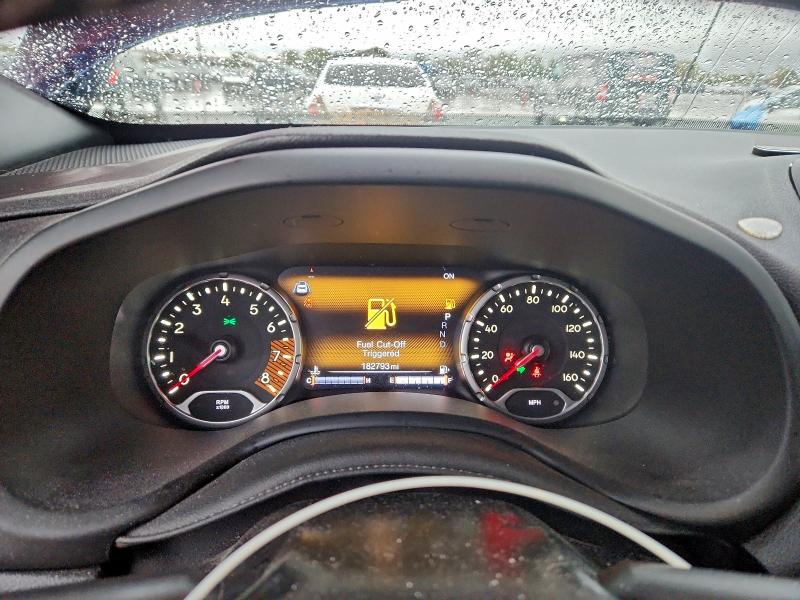 93897285 :رقم المزاد ، ZACNJCBB8MPM66565 vin ، 2021 Jeep Renegade مزاد بيع