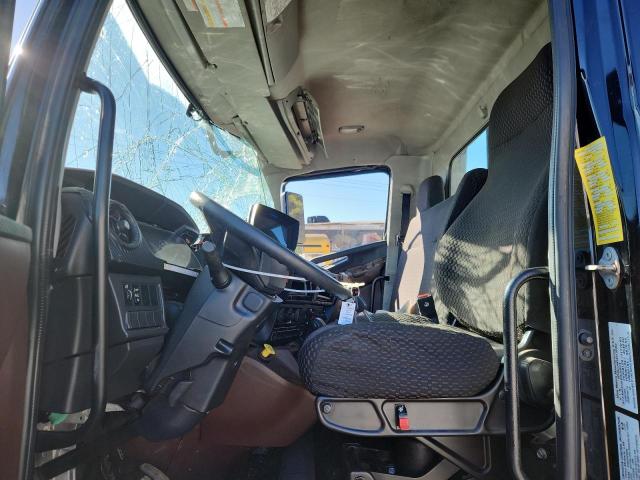 76015905 :رقم المزاد ، 5PVNJ7AN5S5T50963 vin ، 2025 Hino Tow Truck مزاد بيع