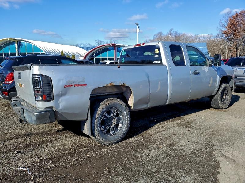 93490325 :رقم المزاد ، 1GCRKSE05CZ331520 vin ، 2012 Chevrolet Silverado مزاد بيع