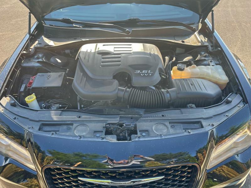Aukcja sprzedaży 2018 Chrysler 300 S, vin: 2C3CCABG5JH313938, numer aukcji: 95044045