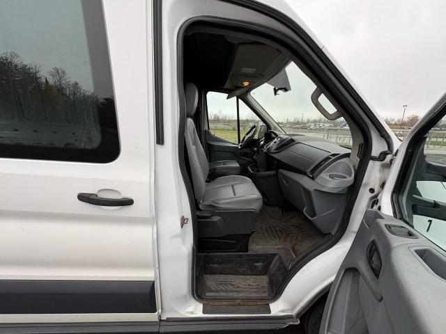 92026735 :رقم المزاد ، 1FTNR2CM3FKA00707 vin ، 2015 Ford Transit T- مزاد بيع