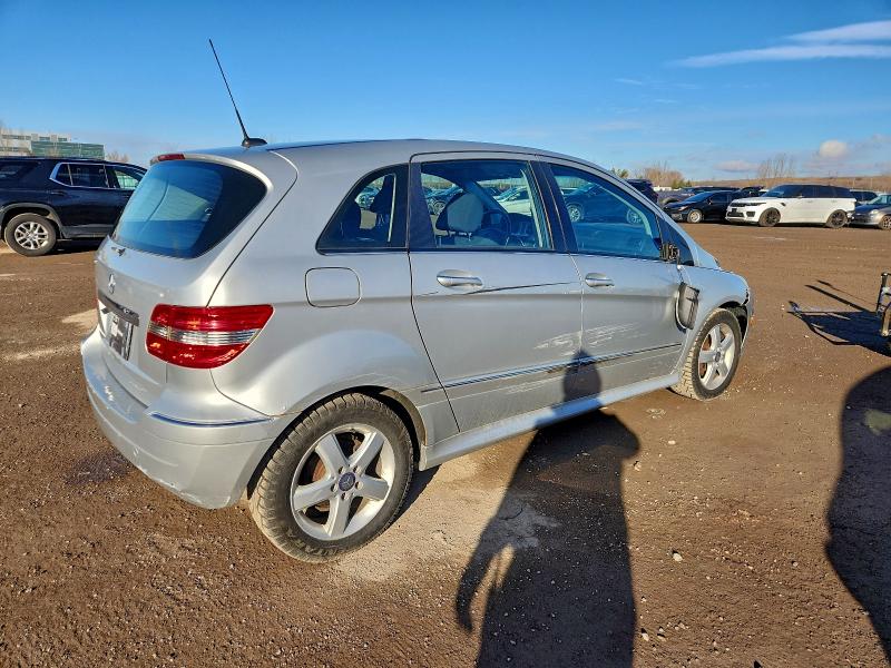 Продажа на аукционе авто 2008 Mercedes-benz B200, vin: WDDFH33X28J351212, номер лота: 93552635