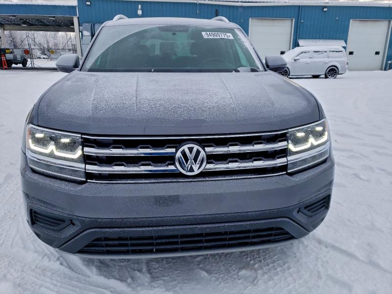 94909775 :رقم المزاد ، 1V2HR2CAXJC501985 vin ، 2018 Volkswagen Atlas مزاد بيع