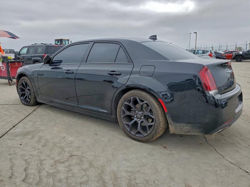 90654305 :رقم المزاد ، 2C3CCABGXKH555464 vin ، 2019 Chrysler 300 مزاد بيع