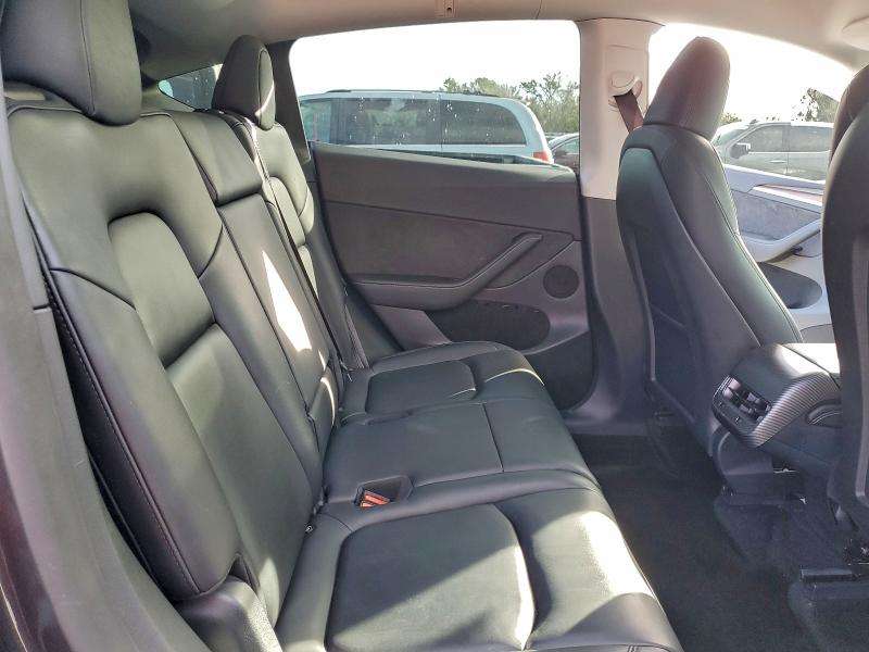 94413735 :رقم المزاد ، 7SAYGAEE0RF098408 vin ، 2024 Tesla Model Y مزاد بيع
