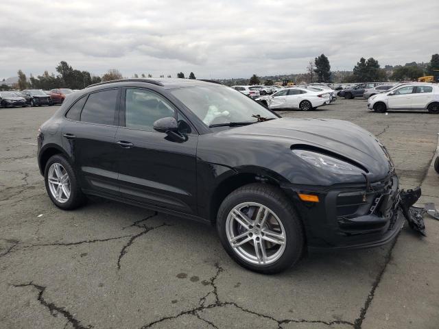 92070105 :رقم المزاد ، WP1AA2A54SLB10153 vin ، 2025 Porsche Macan Base مزاد بيع
