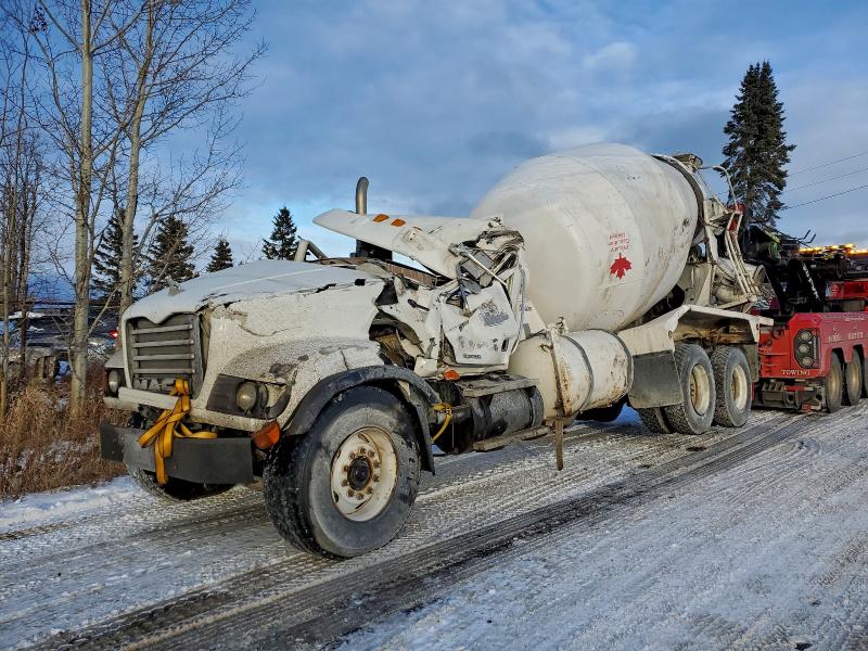 2004 Mack 700 მანქანა იყიდება აუქციონზე, vin: 1M2AG11C04M013291, აუქციონის ნომერი: 93520655