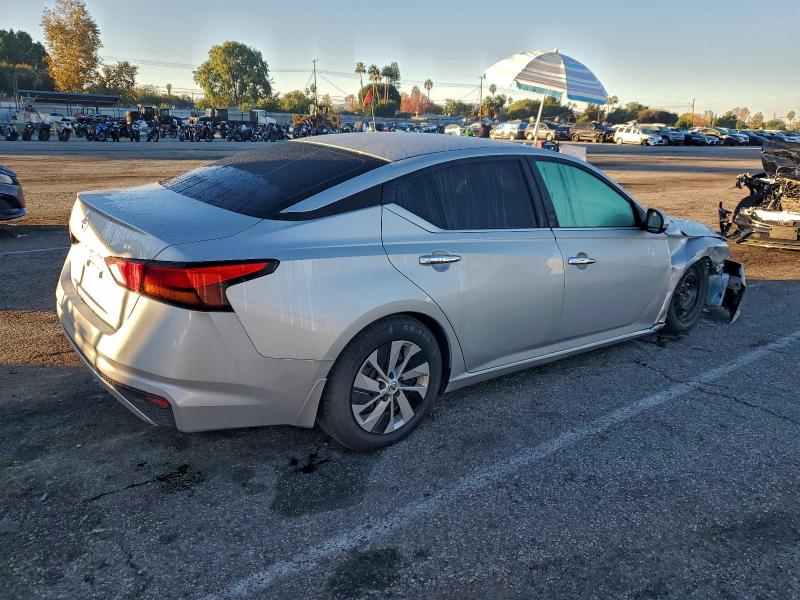 Продажа на аукционе авто 2022 Nissan Altima, vin: 1N4BL4BV3NN403163, номер лота: 94301325