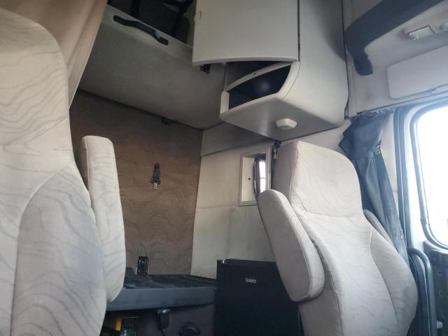 Продаж на аукціоні авто 2016 Volvo Vn Vnl, vin: 4V4NC9EH2GN945548, номер лоту: 92602225