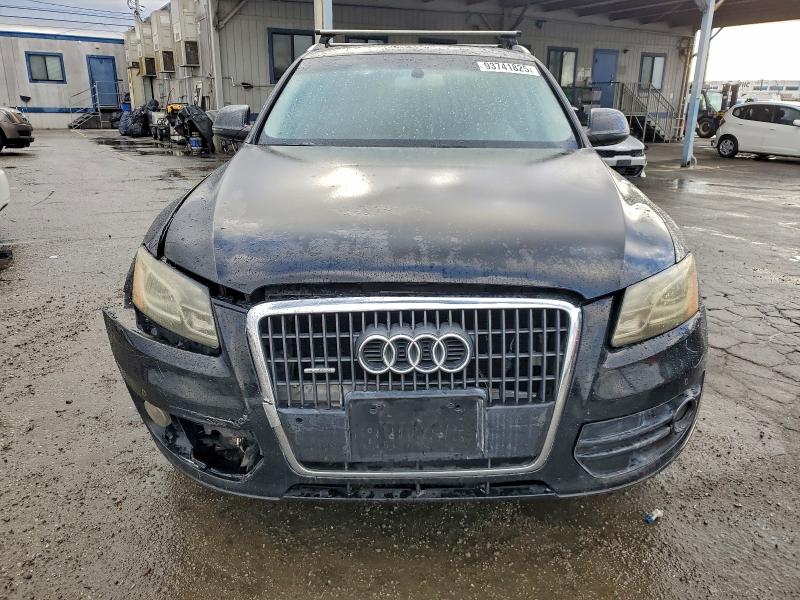 93741825 :رقم المزاد ، WA1LFAFP3BA016092 vin ، 2011 Audi Q5 مزاد بيع