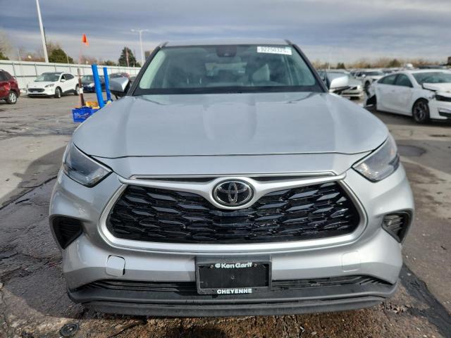 Продаж на аукціоні авто 2022 Toyota Highlander, vin: 5TDCZRBH1NS202957, номер лоту: 92250325