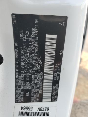 93550225 :رقم المزاد ، 5TDYK3DC2BS105514 vin ، 2011 Toyota Sienna مزاد بيع