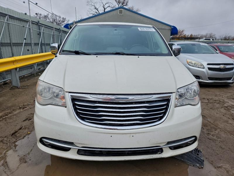 Aukcja sprzedaży 2011 Chrysler Town & Cou, vin: 2A4RR8DG7BR746600, numer aukcji: 84416315