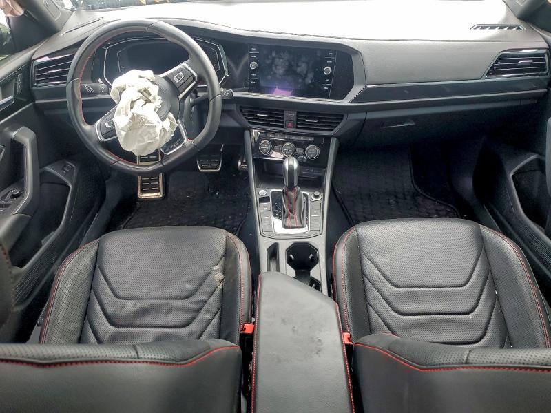 93900745 :رقم المزاد ، 3VW6T7BU0MM096562 vin ، 2021 Volkswagen Jetta مزاد بيع