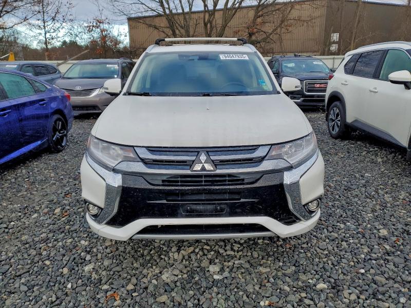 Продажа на аукционе авто 2018 Mitsubishi Outlander, vin: JA4J24A55JZ059343, номер лота: 94047935