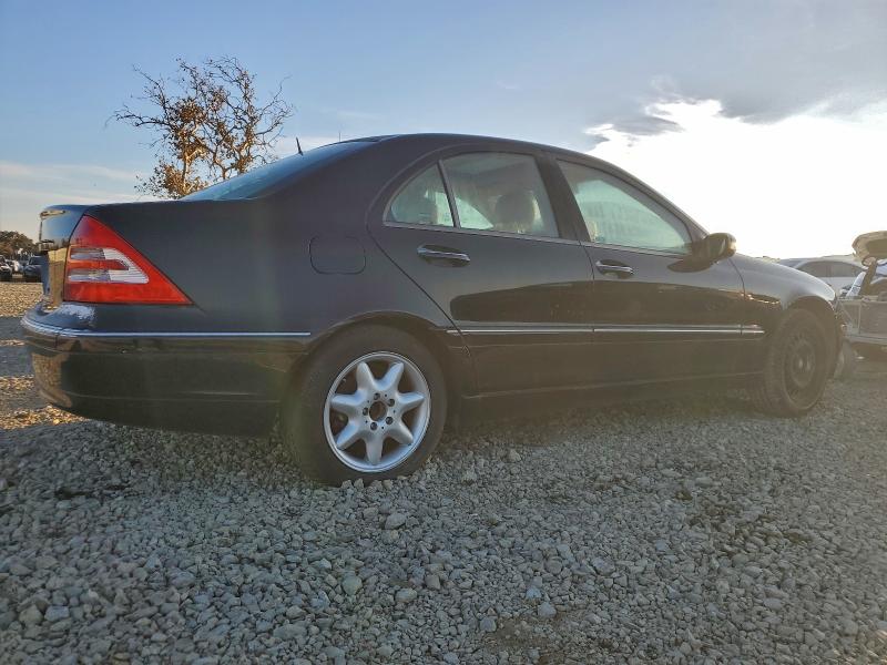 Продаж на аукціоні авто 2002 Mercedes-benz C, vin: WDBRF61J12F250670, номер лоту: 94960355