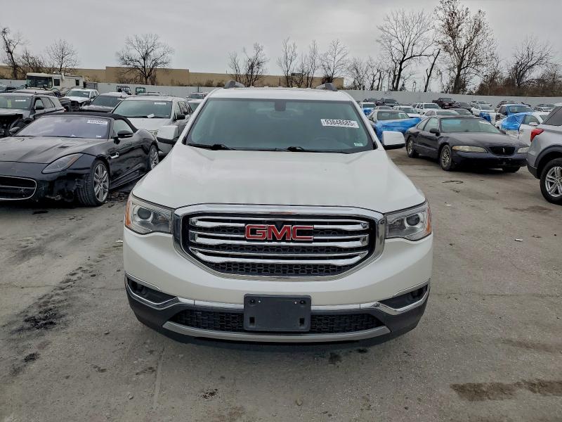 93848685 :رقم المزاد ، 1GKKNMLS7HZ136037 vin ، 2017 Gmc Acadia مزاد بيع
