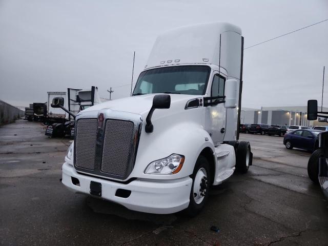 Продажа на аукционе авто 2015 Kenworth Constructi, vin: 1XKYA48X9FJ462444, номер лота: 92951965