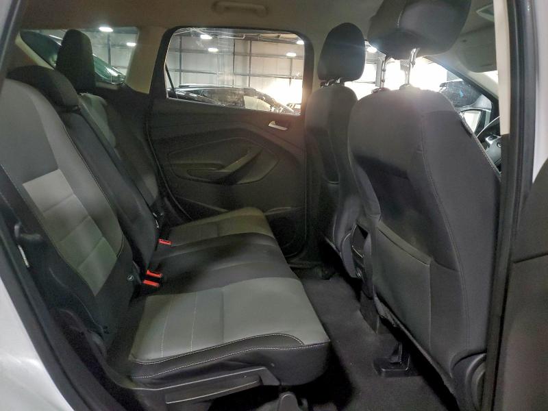 Продаж на аукціоні авто 2016 Ford Escape, vin: 1FMCU0GX7GUA98916, номер лоту: 94239245