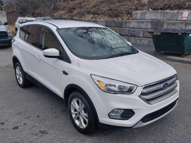 93452805 :رقم المزاد ، 1FMCU9GD6HUC58974 vin ، 2017 Ford Escape Se مزاد بيع
