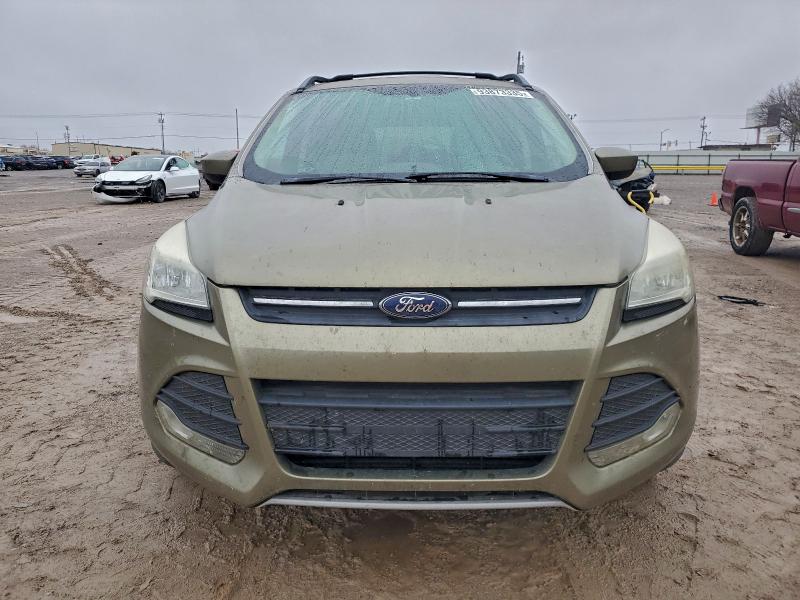 75764105 :رقم المزاد ، 1FMCU0GX5EUA77107 vin ، 2014 Ford Escape مزاد بيع
